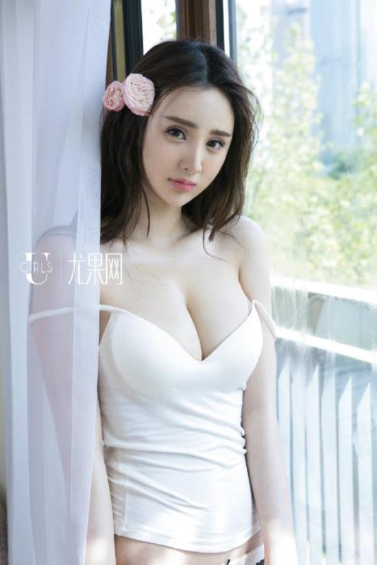裸体大波美女冰漪露B图：巨阴女人图片欣赏(4)(点击浏览下一张趣图)