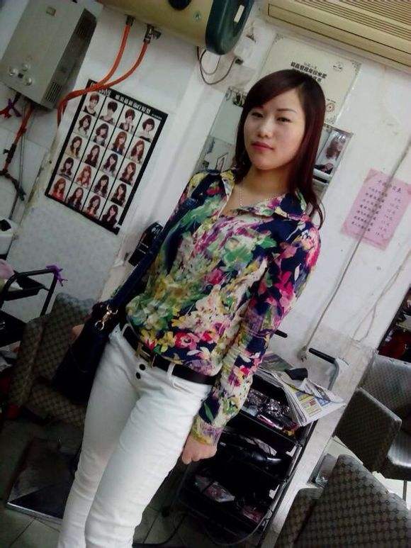 媳妇公用给大家绿贴吧这是我老婆qq求绿：求绿我媳妇儿(4)(点击浏览下一张趣图)