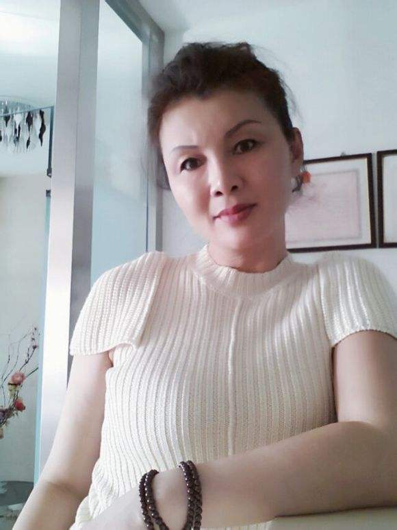 媳妇公用给大家绿贴吧这是我老婆qq求绿：求绿我媳妇儿(6)(点击浏览下一张趣图)