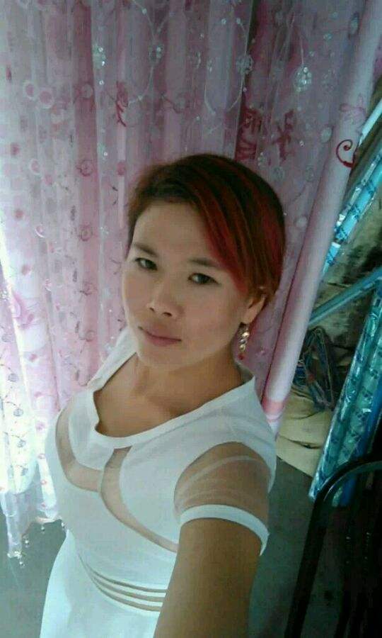  玩人家的老婆贴吧绝对真实老婆贴吧图集：朋友坐牢他老婆随便玩(2)(点击浏览下一张趣图)