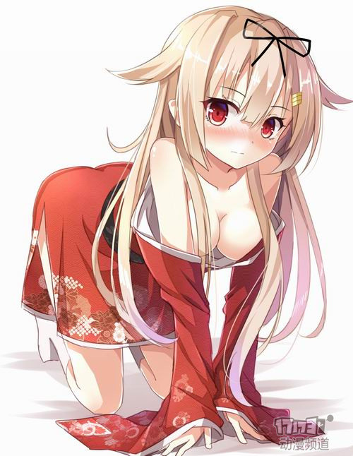 自取其乳卡通动漫美女图片：妹子自取其乳图片(点击浏览下一张趣图)