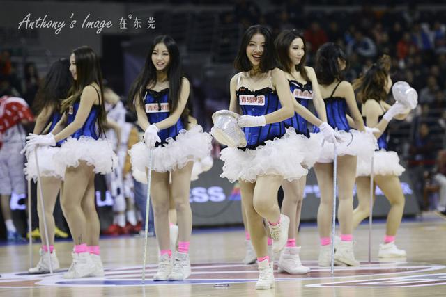 nba篮球宝贝不让穿内裤 nba篮球宝贝严重走光：篮球宝贝会和球员搞吗(4)(点击浏览下一张趣图)