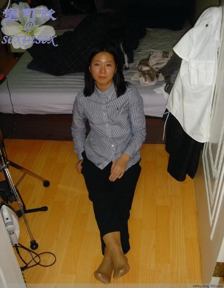 隔壁小区少妇加我微信：2017微信约少妇贴吧微信约老阿姨(3)(点击浏览下一张趣图)