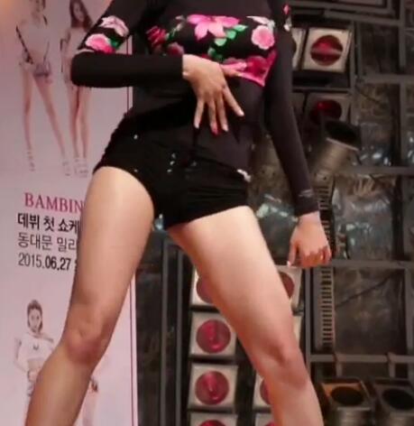 朴恩率高清视频典藏版：李恩率 啪啪门是真的吗(2)(点击浏览下一张趣图)