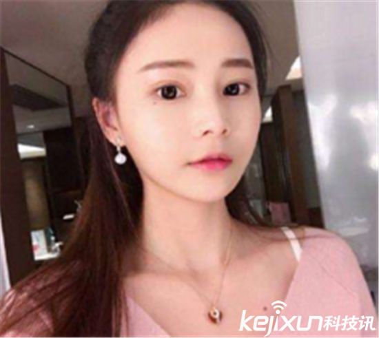 冯提莫吃精门事件fl=3：冯提莫口图是真的吗 冯提莫嘉年华全身照片(2)(点击浏览下一张趣图)