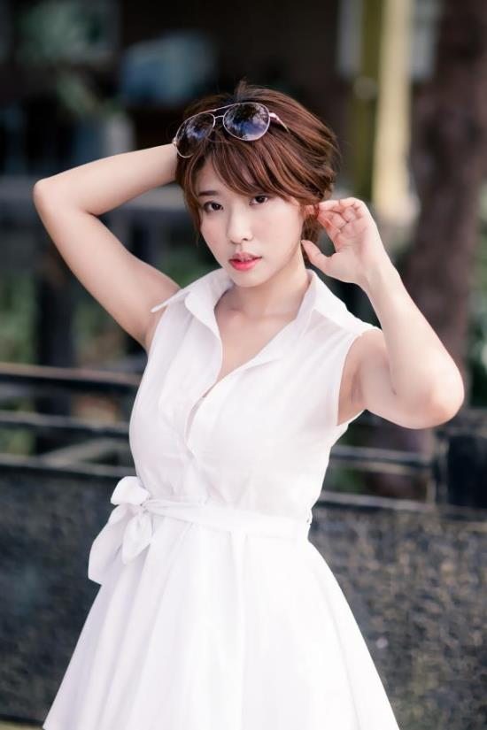 少妇14p熟女少妇 少妇美臀内射19p：少妇迷人鲍鱼13p(5)(点击浏览下一张趣图)