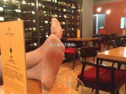 高级女王调教图片欣赏：北京女王珠珠调教图片(4)(点击浏览下一张趣图)