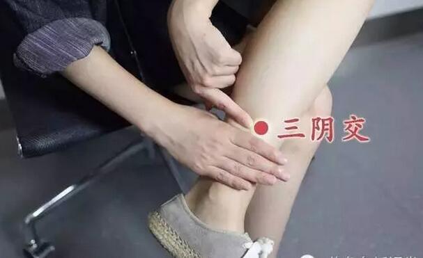 艾灸暖子宫有用吗？艾灸的作用和禁忌(2)(点击浏览下一张趣图)