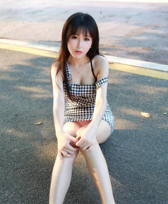 国模沟沟美女美六沟 陈丽20P：国模大尺度私拍(150P)(2)(点击浏览下一张趣图)
