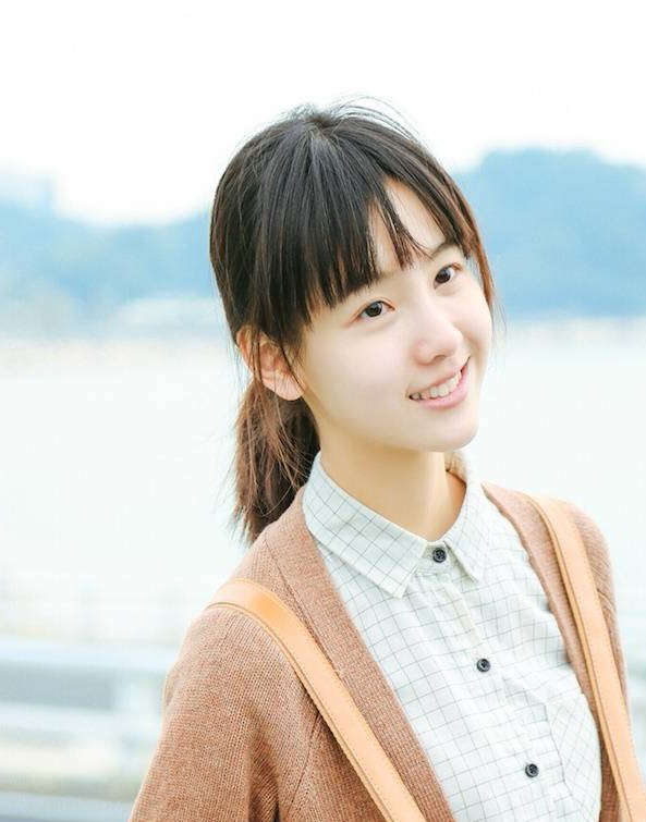 陈都灵美腿写真：陈都灵写真集 陈都灵最新写真美腿(4)(点击浏览下一张趣图)