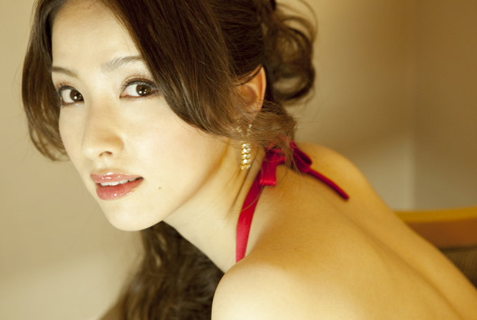 找附近的寂寞的妇女 找附近寂寞妇女过夜图集：求一寂寞少妇微信号(7)(点击浏览下一张趣图)