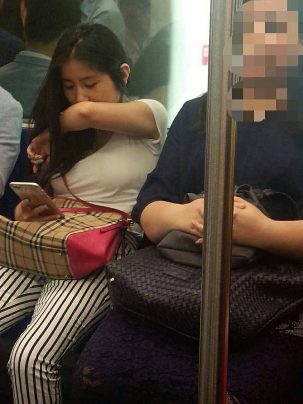 丰乳肥臀图片丰满极品：四十路丰乳肥臀的熟女(5)(点击浏览下一张趣图)