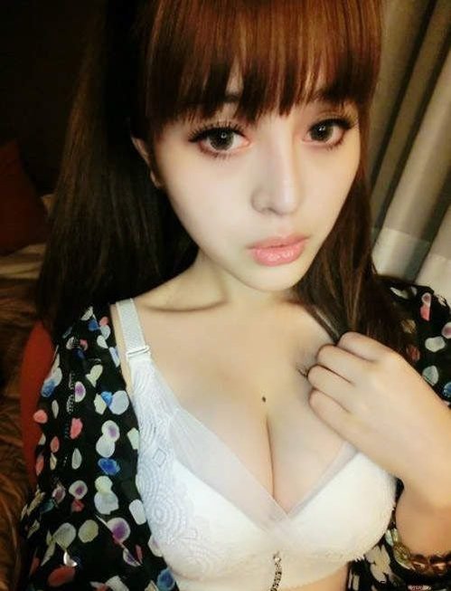 我忘记穿内衣去上课：乳罩(2)(点击浏览下一张趣图)