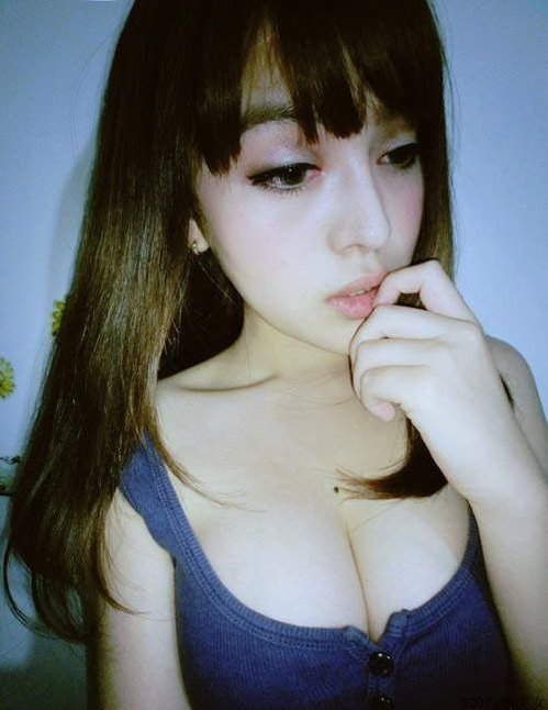 我忘记穿内衣去上课：乳罩(3)(点击浏览下一张趣图)