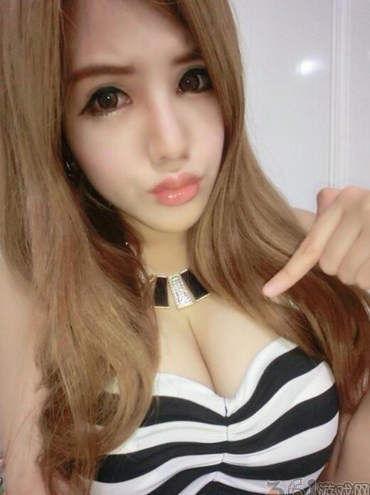 女生宿舍会自慰吗："女生上课自慰(3)(点击浏览下一张趣图)