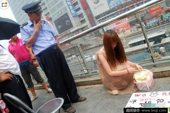 树林擦鞋女的惊人一幕图：尼姑野史(点击浏览下一张趣图)