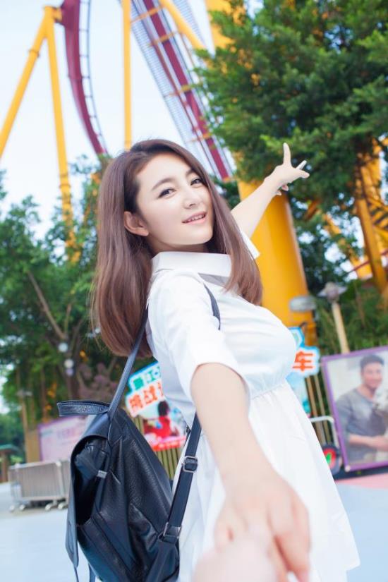 男朋友说我水多,叫声大：跟男朋友啪啪,他舔我(点击浏览下一张趣图)