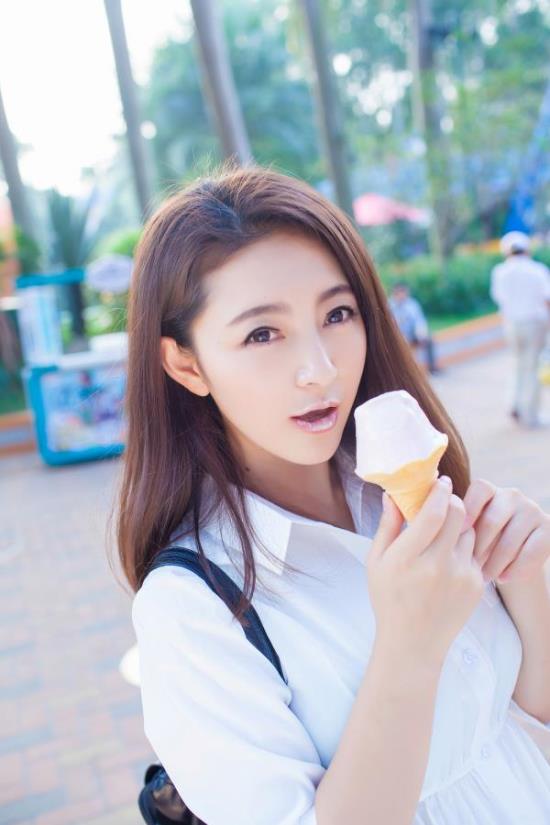 早上睡着老公从后面插,：早上睡着老公从后面插,(点击浏览下一张趣图)