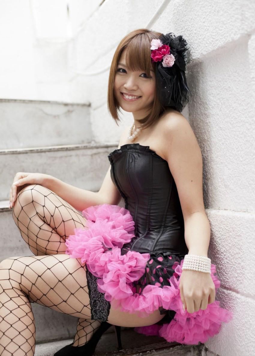 越南河内美女图片(3)(点击浏览下一张趣图)