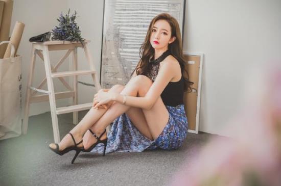 与妻共乐(绿帽文)：妻子静怡被修理工白干(2)(点击浏览下一张趣图)
