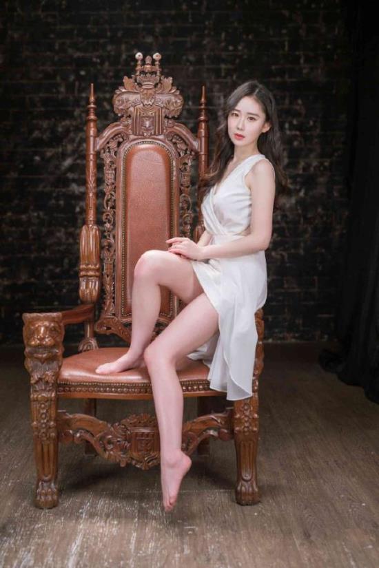大白兔指的是女生哪里:校花的大白兔任我玩(2)(点击浏览下一张趣图)