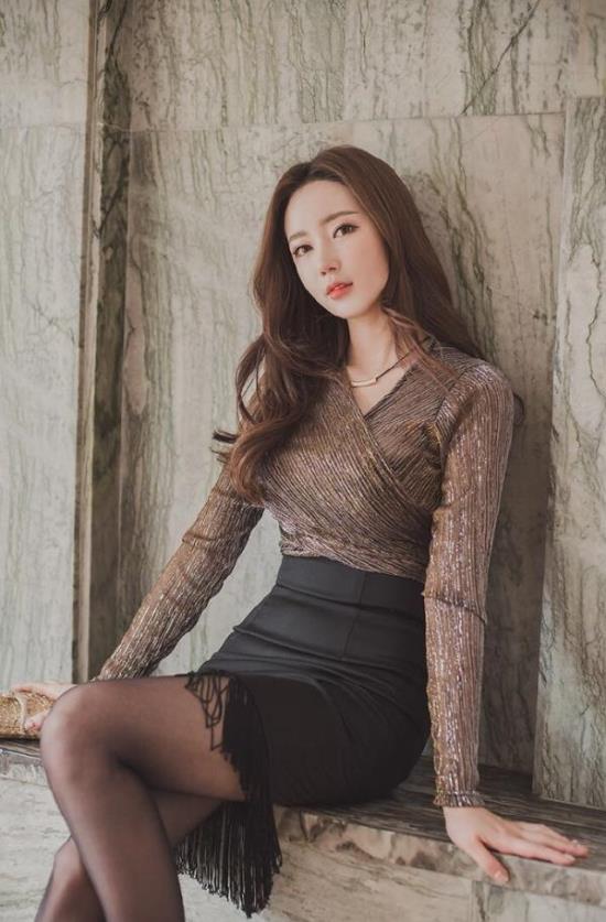 大白兔&揉:女同桌的大白兔,嗯哟(3)(点击浏览下一张趣图)