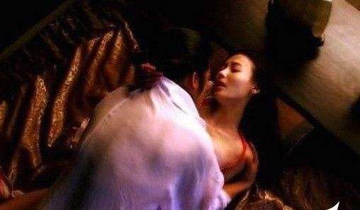 男的添妹子的下边视频：男人那个东西好恶心(4)(点击浏览下一张趣图)