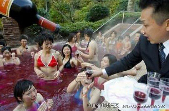 日本男女混合浴能摸吗(2)(点击浏览下一张趣图)