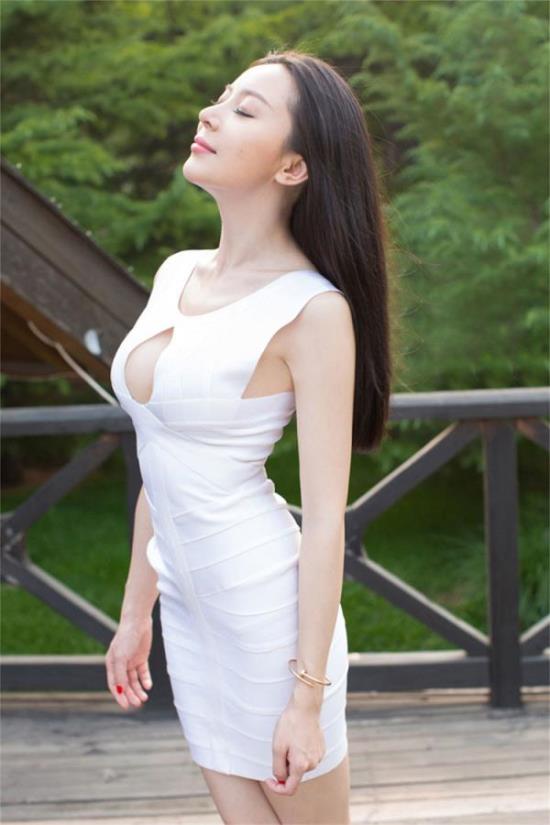 我的白富美老板娘汪芬第十八章 (2)(点击浏览下一张趣图)