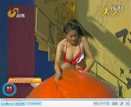 没有穿内裤的冲关女生(3)(点击浏览下一张趣图)