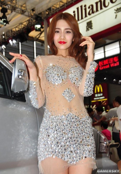 北京美女下体真空图片(3)(点击浏览下一张趣图)