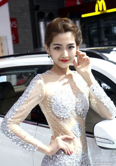 北京美女下体真空图片(5)(点击浏览下一张趣图)