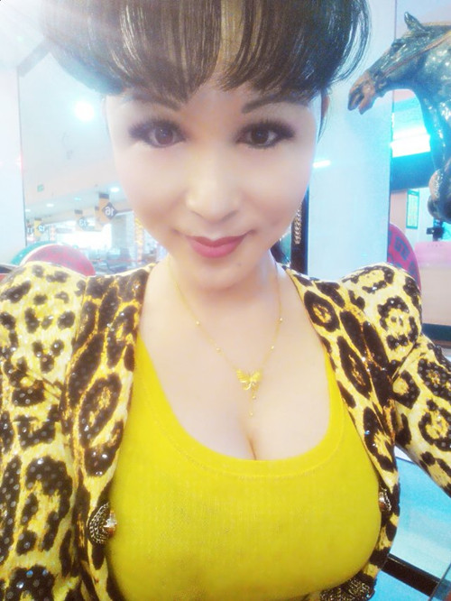 自拍偷窥国产自拍专区美女生活照(2)(点击浏览下一张趣图)