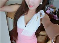 90后非主流性感美女美胸诱惑大胆自拍生活照(点击浏览下一张趣图)