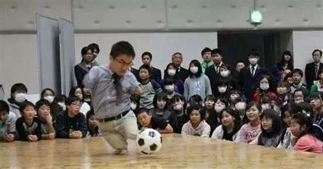 结婚15年出轨50次 史上最强渣男出轨照(6)(点击浏览下一张趣图)