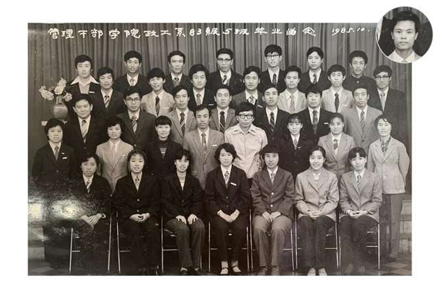 一个连婚礼婚纱照戒指都没有,他们理解的爱情(9)(点击浏览下一张趣图)