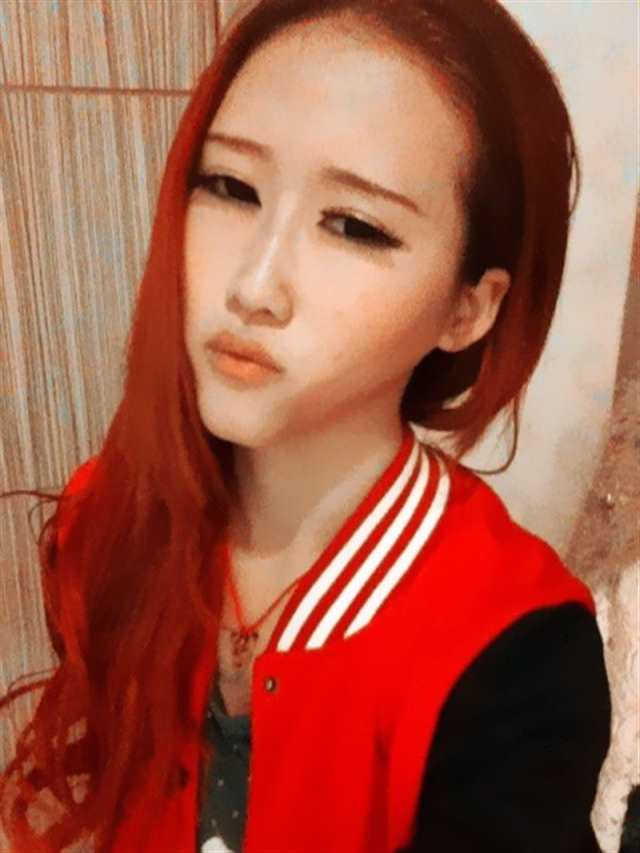 晚自习，灯骤然熄灭，教室里的班花娇喘停电(点击浏览下一张趣图)