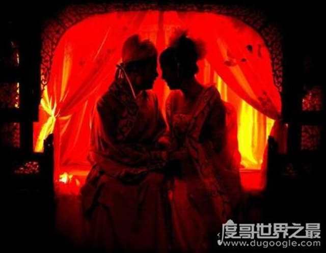 结婚晚上男生会对你做啥步骤(点击浏览下一张趣图)