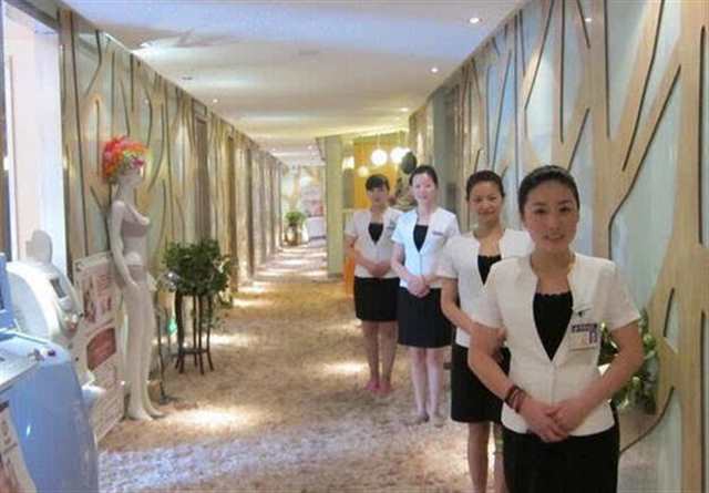 我是一名美丽小姐，一天接30个客人感受(2)(点击浏览下一张趣图)