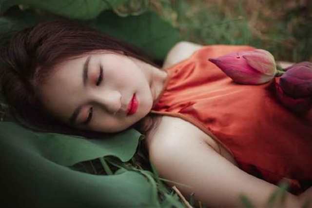 四年被九个男的睡过算多吗 是不是太浮夸啦？(3)(点击浏览下一张趣图)