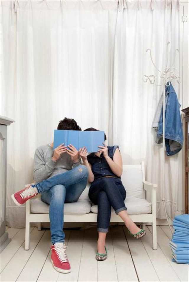 男生克制是有多难受(点击浏览下一张趣图)