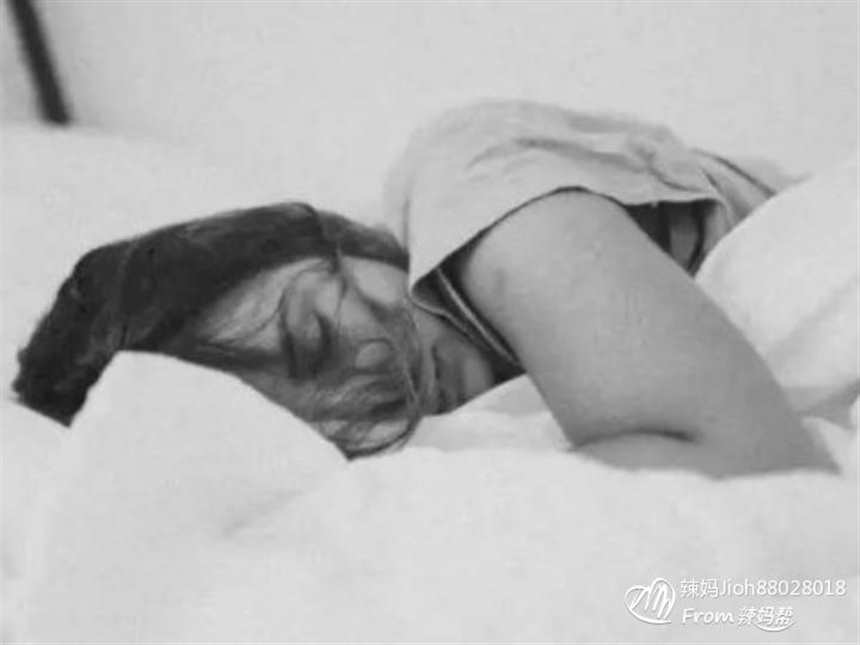 女生失眠的原因就三种(点击浏览下一张趣图)