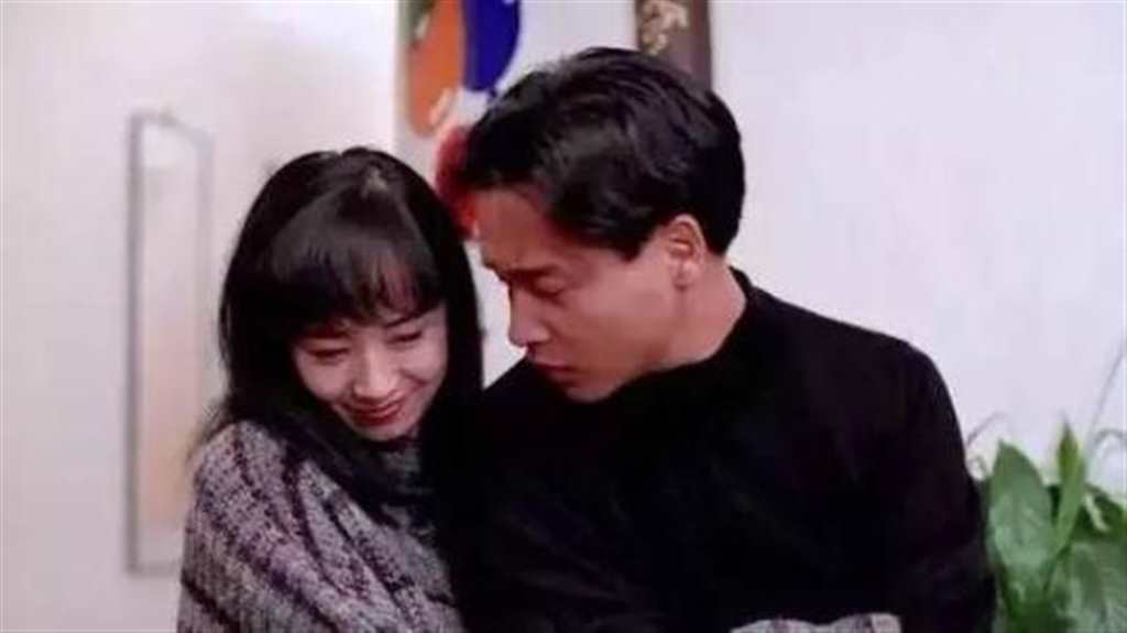 妈妈去世早我把自己给了爸爸 我是一个冷酷无情的女性(点击浏览下一张趣图)