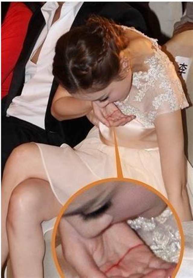 扶着肚子慢点别伤到宝宝,对胎儿和我有影响吗?(点击浏览下一张趣图)