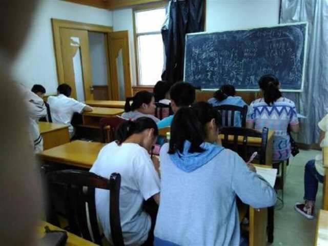 大学老师睡学生多吗(3)(点击浏览下一张趣图)