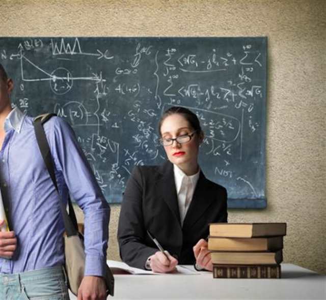 大学四年洞越来越大，高校里的诱奸到底有多普遍?(4)(点击浏览下一张趣图)