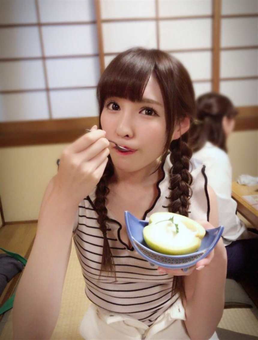 桥本有菜壁纸(2)(点击浏览下一张趣图)
