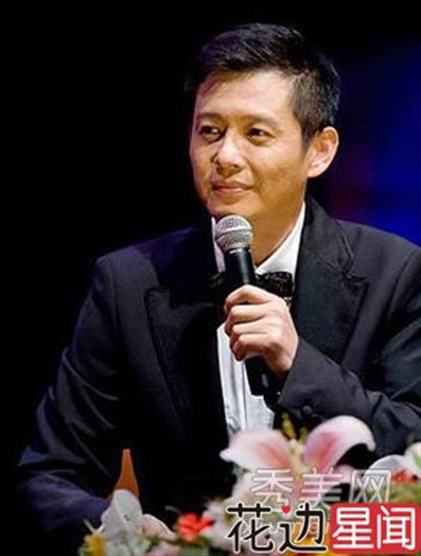 董卿人生旅途中至少已经有了六段隐秘的恋情