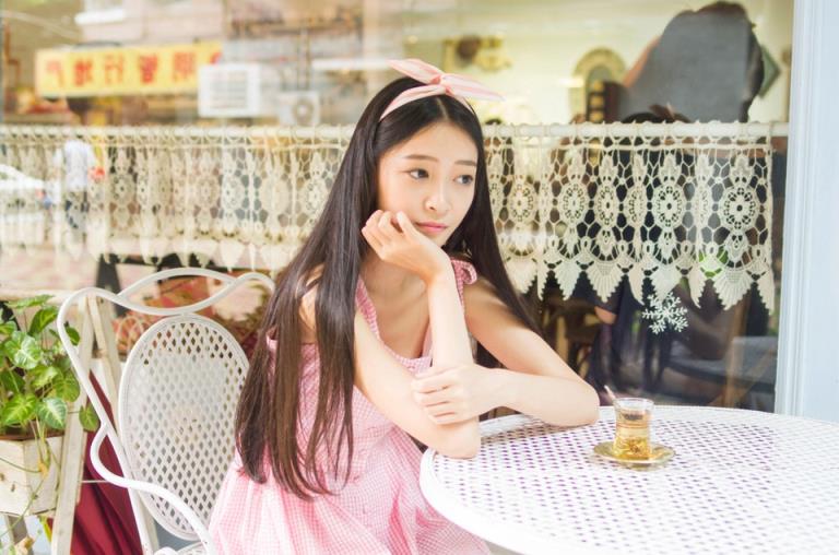 姐夫和小姨子：我和小姨子难以启齿的情爱历程(2)(点击浏览下一张趣图)