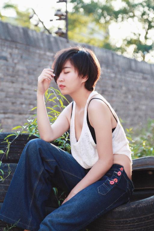 寂寞女房东裹着浴巾向我示爱(2)(点击浏览下一张趣图)